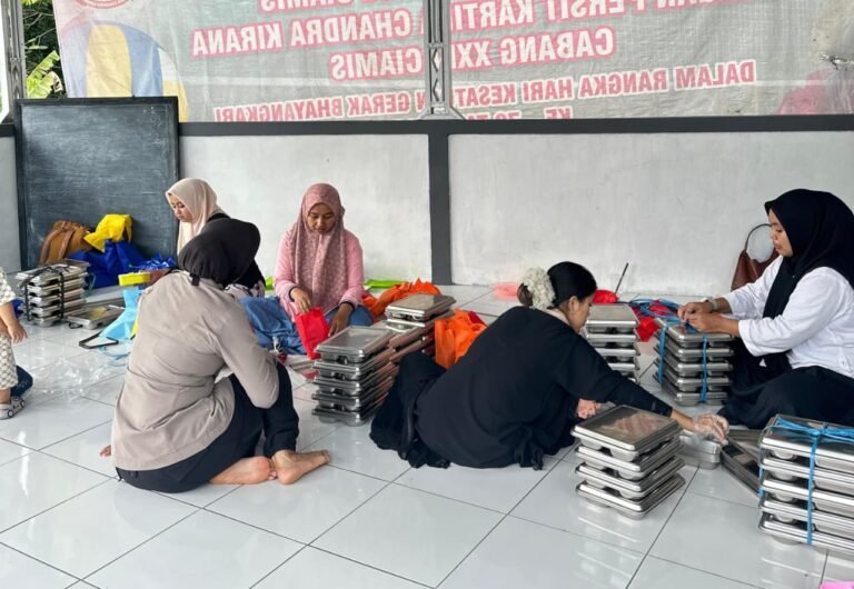 Polsek Ciamis Kawal Penyaluran Program MBG di Desa Mekarjadi, Warga Merasa Lebih Aman dan Terlindungi