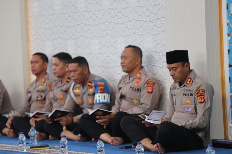 Polres Garut Gelar Binrohtal, Tingkatkan Iman dan Takwa Personel