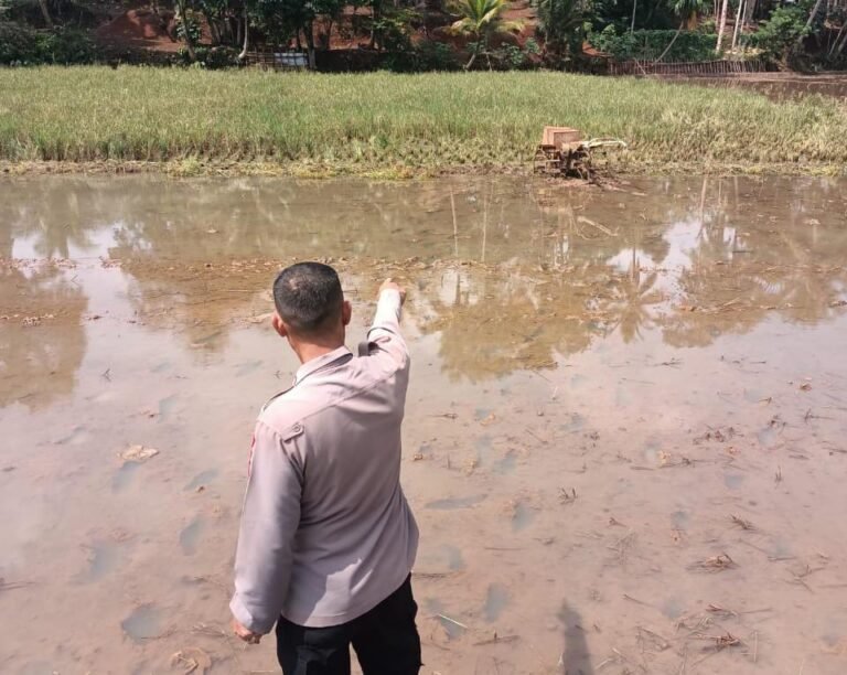 Polsek Rancah Polres Ciamis Datangi TKP Pencurian Mesin Traktor Poktan Taruna Jaya