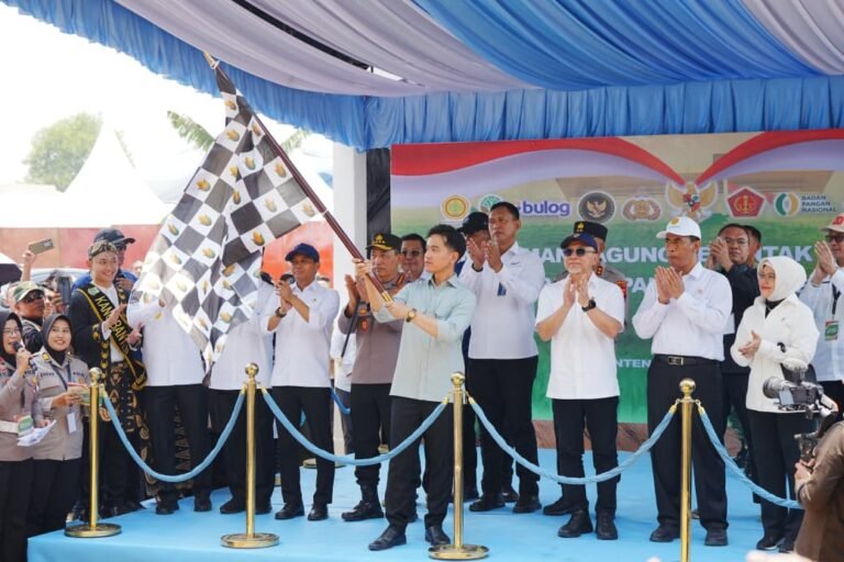 Polda Banten Salurkan 160 Ton Jagung Hasil Panen Jagung Kuartal III Ke Bulog