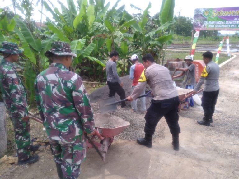 Polsek Lakbok dan TNI Wujudkan Sinergitas dalam Program TMMD di Desa Sukamulya, Dorong Pembangunan dan Ketahanan Sosial Masyarakat