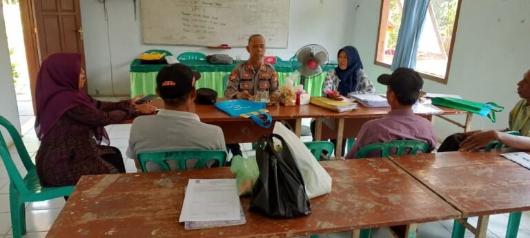 Polsek Banjarsari Lakukan Monitoring Lahan Jagung Non LBS di Desa Kawasen, Wujud Dukungan Polri terhadap Ketahanan Pangan Nasional