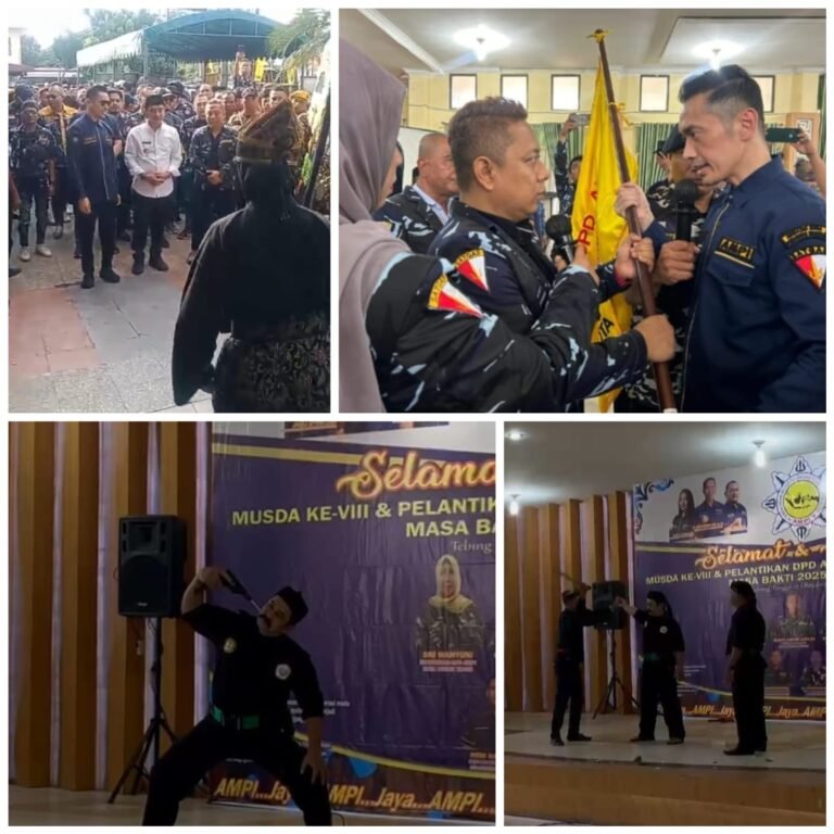 Atraksi Debus Perguruan Silat KOCIMA Mendapat Sambutan Meriah Saat Pelantikan DPD AMPI Kota Tebingtinggi