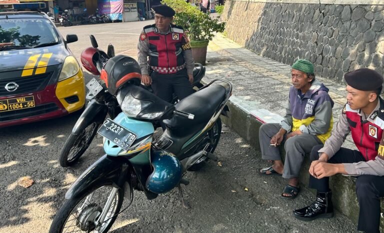 Perkuat Keamanan Wilayah, Sat Samapta Polres Ciamis Gelar Patroli Dialogis di Kawasan Terminal