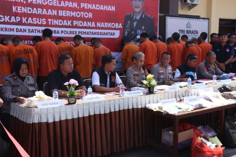 Polres Pematangsiantar Gelar Konferensi Pers Ungkap Kasus Pencurian, Dan Penadahan Ranmor dan Peredaran Narkoba
