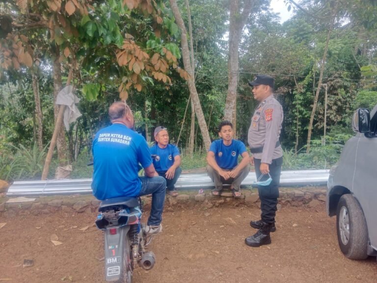 Perkuat Sinergitas, Polsek Sukadana Datangi Pegawai SPPG Dusun Cisadap Bunter
