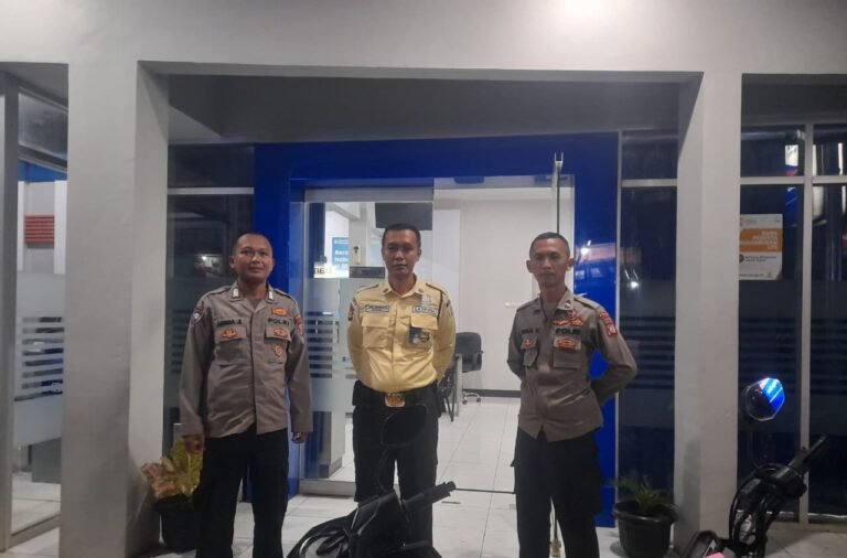 Cipkon Kamtibmas, Polsek Rajadesa Polres Ciamis Patroli Dialogis Hingga ke Pemukiman Warga