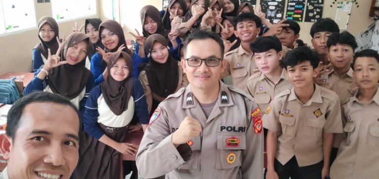 Polsek Cihaurbeuti Gelar Sosialisasi Penerimaan Siswa Baru SMA Taruna Kemala Bhayangkara, Dorong Semangat Generasi Muda Berkarakter dan Disiplin