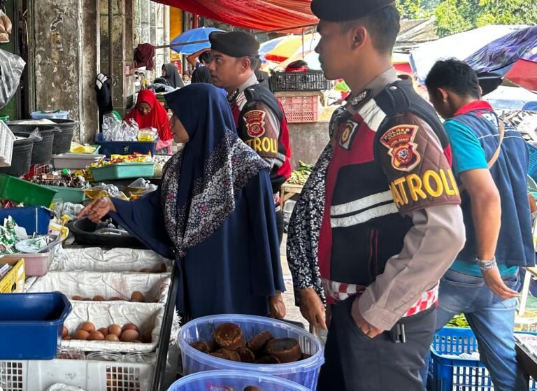 Polres Ciamis Intensifkan Patroli Pemantauan Harga dan Ketersediaan Bahan Pokok untuk Jaga Stabilitas Ekonomi Masyarakat