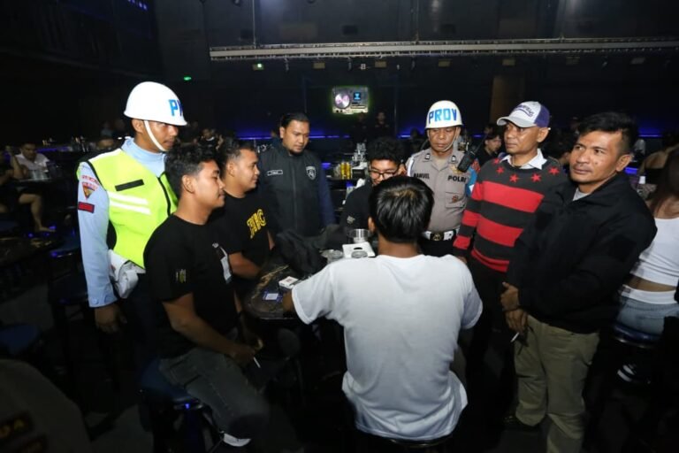 Polda Sumut Dan Tni Terus Gencarkan Razia THM, Tiga Pengunjung Golden Tiger Positif Narkoba