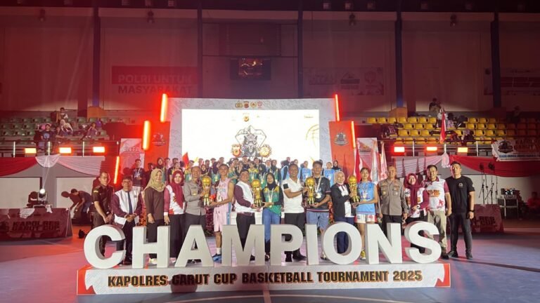 Kapolres Garut Tutup Turnamen Basket “Kapolres Garut Cup 2025” Antar Pelajar se-Kabupaten Garut
