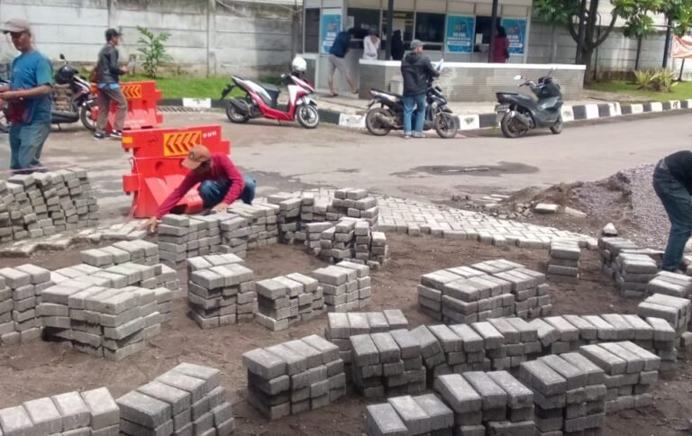 Guna Mengoptimalkan Pelayanan Samsat Kabupaten Garut Membenahi Sarana dan Prasarana