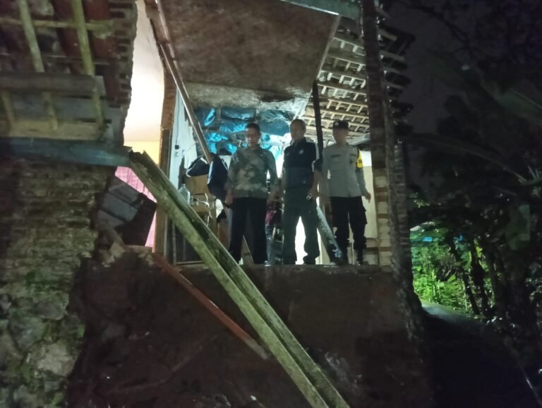 Polsek Kawali Gencarkan Patroli Biru untuk Ciptakan Situasi Aman dan Kondusif di Malam Hari