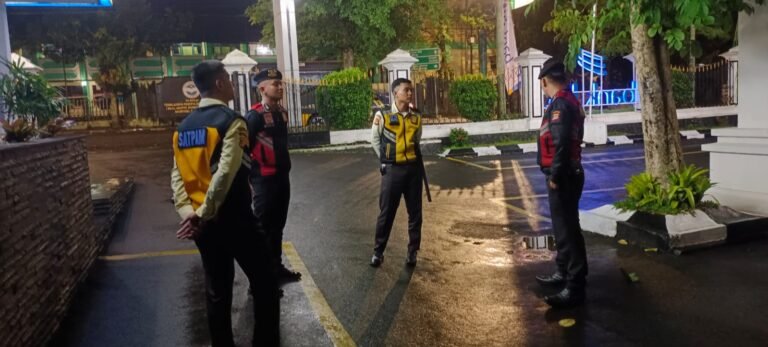 Patroli Dialogis Sat Samapta Perkuat Kehadiran Polisi di Area Objek Vital, Kapolres Ciamis Tekankan Pentingnya Upaya Preventif