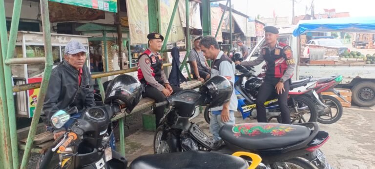Polres Ciamis Tingkatkan Keamanan Lewat Patroli Dialogis di Pangkalan Ojek Imbanagara