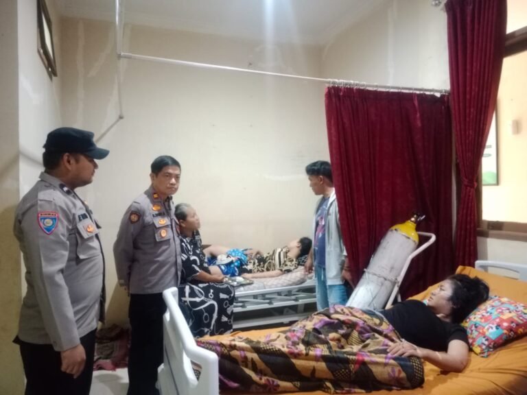 Polsek Sukadana Cek Kondisi Siswa SMA yang Dirawat, Kapolres Ciamis Tekankan Respons Cepat demi Keselamatan Pelajar