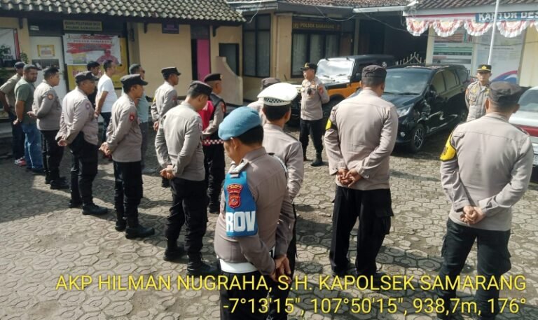 Kapolsek Samarang Pimpin Apel Gabungan Dan Patroli Cipkon Di Wilayah Samarang