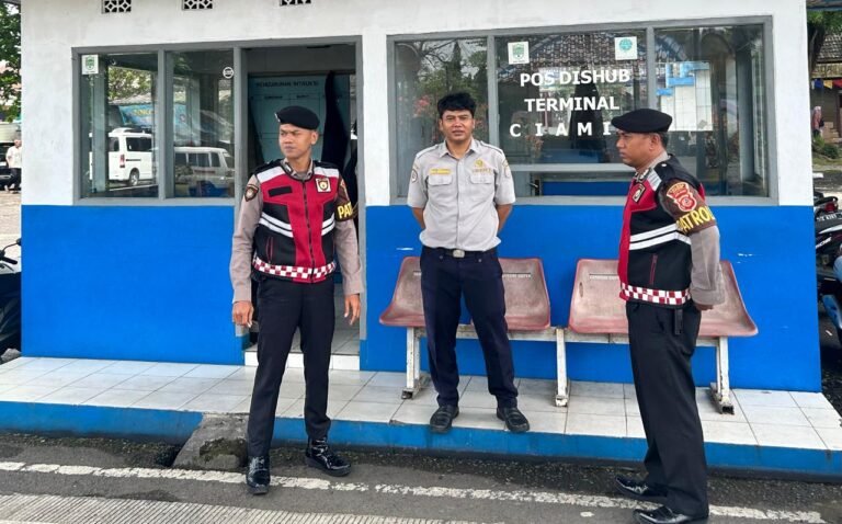 Sat Samapta Polres Ciamis Gencarkan Patroli Dialogis, Wujudkan Rasa Aman dan Cegah Gangguan Kamtibmas di Ruang Publik