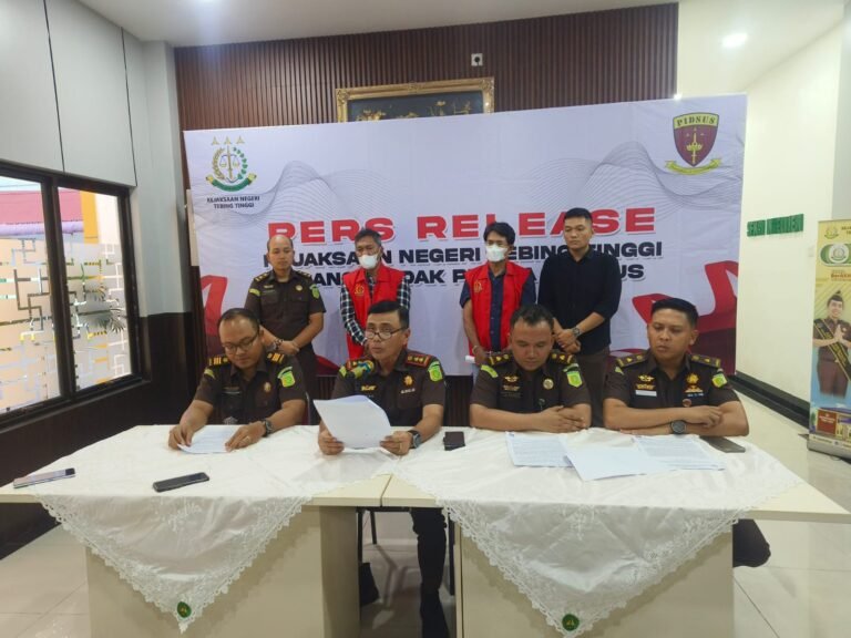 Kejari Kota Tebingtinggi Menetapkan 2 Tersangka Dugaan Tindak Pidana Korupsi Pekerjaan Konsultan Perencanaan BPBD TA 2021