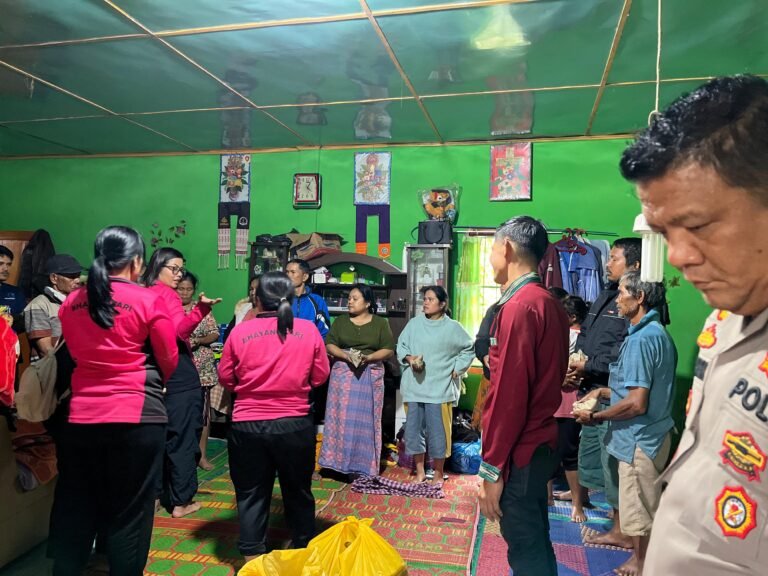 SPPG Polres Tapanuli Utara Salurkan 1.200 Bungkus Makanan untuk Warga Terdampak Bencana