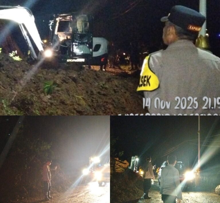 Kapolsek Caringin IPDA Indra Koncara Bersama Anggota Cek TKP Bencana Alam Longsor