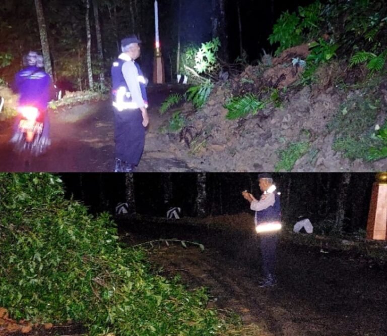 Polsek Cihurip Cek Lokasi Tanah Longsor di Jalur Garut–Pameungpeuk