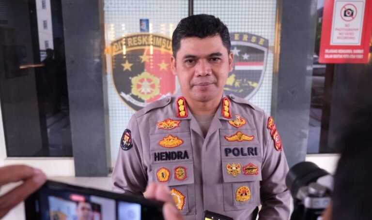 Polda Jabar Tetapkan Selebgram Lisa Mariana sebagai Tersangka Kasus Konten Pornografi.