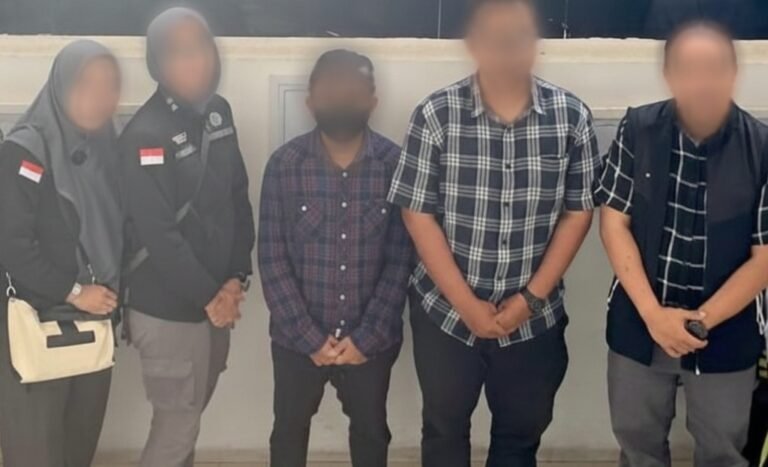 DJP Sumut I Serahkan Tersangka Penerbitan Faktur Pajak Fiktif ke Kejaksaan