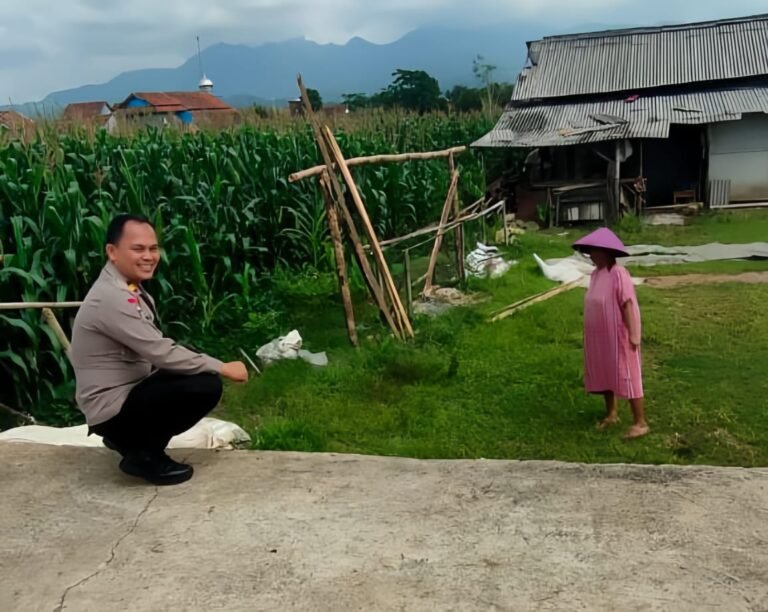 Polsek Cikoneng Perkuat Kemitraan dengan Petani, Dukung Ketahanan Pangan dan Stabilitas Kamtibmas di Desa Wanasigra