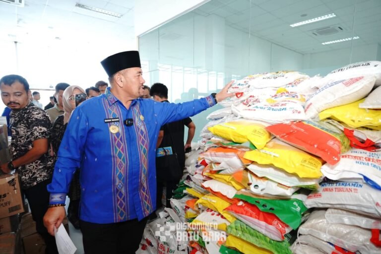 Berbagi Itu Indah Bupati Dan Masyarakat Batu Bara Masak Kepah sebanyak satu Ton Untuk Warga Terdampak Banjir