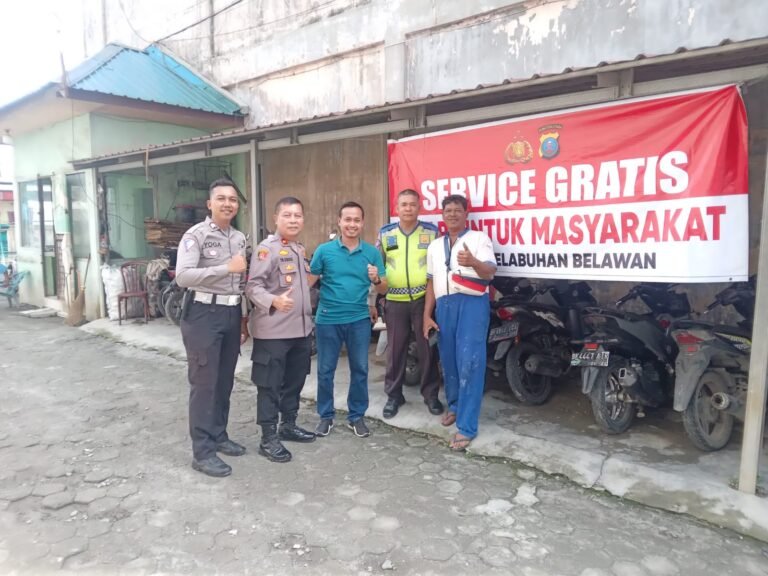 Polres Pelabuhan Belawan Berikan Service Motor Gratis bagi Warga Terdampak Banjir
