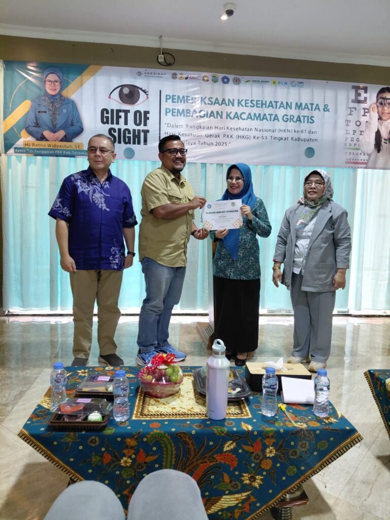 PLN untuk Rakyat, PLN Tasikmalaya Siaga Seremoni Pembagian Kacamata Gratis di Kabupaten Tasikmalaya