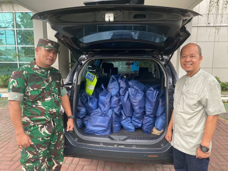 Wujud PLN untuk Rakyat, Kolaborasi YBM PLN Tasikmalaya dan Kodim 0612 Tebar Kepedulian Sosial di Hari Juang Kartika TNI AD Ke-80