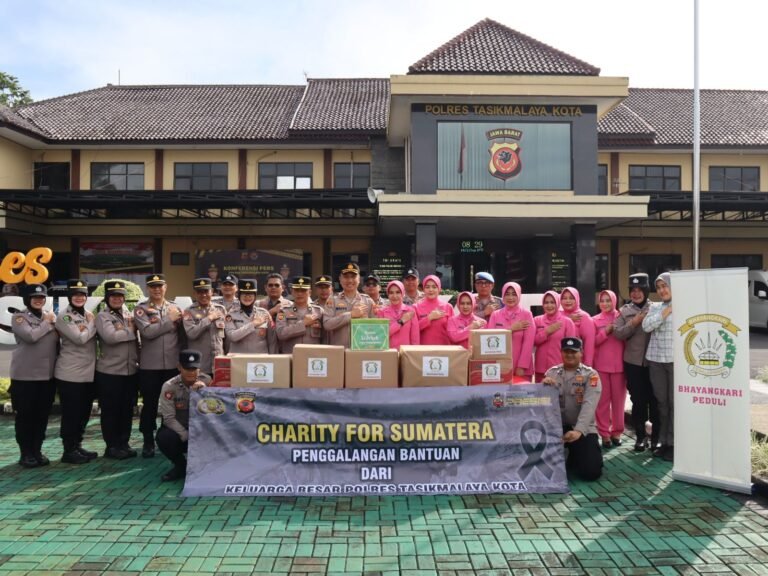Polres Tasikmalaya Kota Gelar Penggalangan Bantuan Bencana untuk Sumatra
