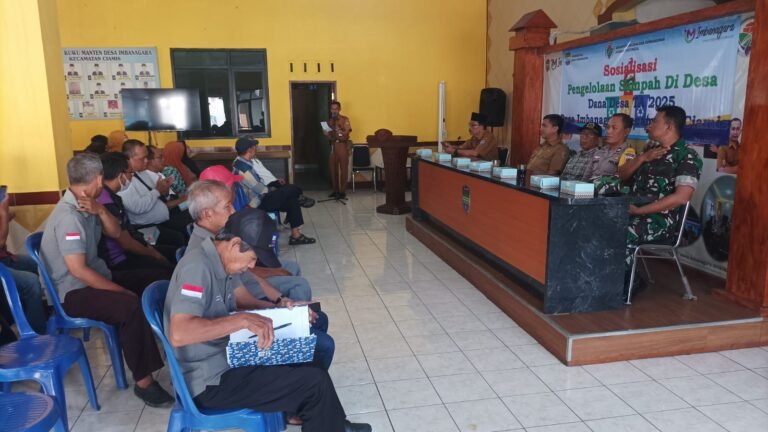 Polsek Cikoneng Dukung Sosialisasi Pengelolaan Sampah Desa Imbanagara, Wujud Peran Polri Jaga Lingkungan dan Kamtibmas