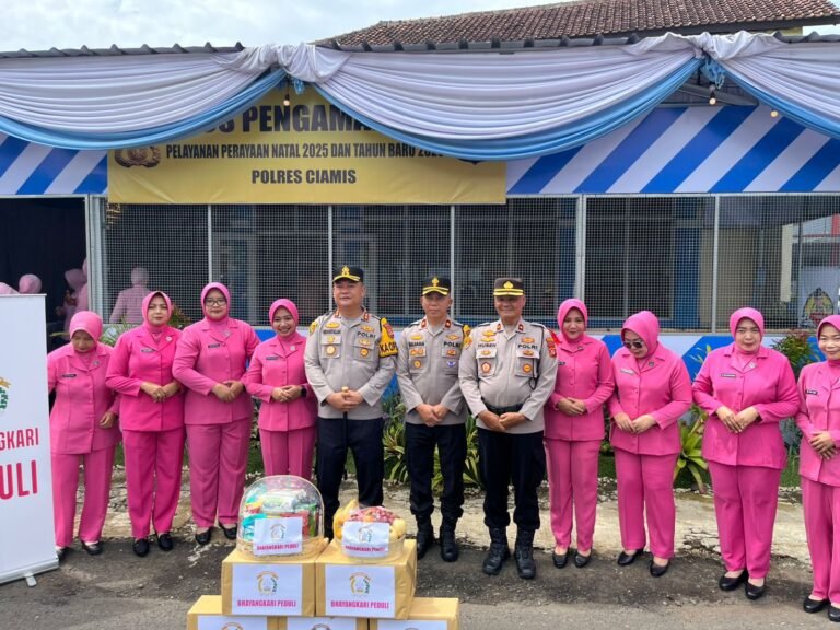 Kapolres Ciamis Tinjau Pos Pam Sindangkasih, Pastikan Kesiapan Personel dan Pelayanan Ops Lilin Lodaya 2025