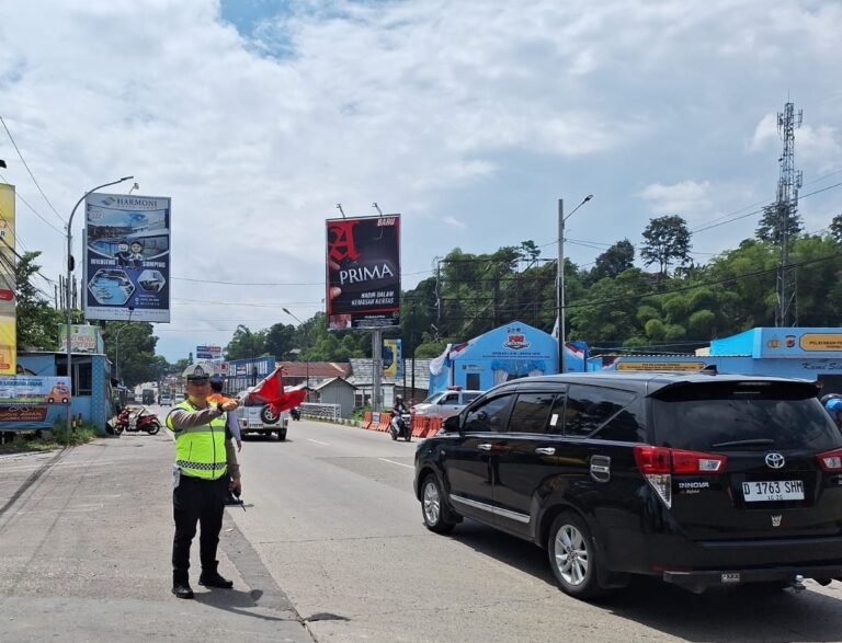 Hari Ke-5 Operasi Lilin Lodaya 2025, Polres Garut Laksanakan Lima Kali One Way