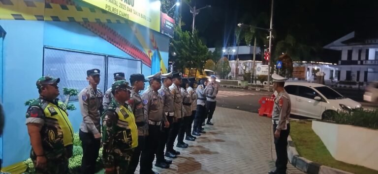 Cek Kesiapan Personel Ops Lilin Lodaya 2025, Pos Pam Terpadu Apelkan Personel Piket di Malam Hari