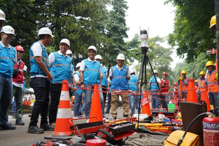 PLN UID Jawa Barat Siap Amankan Pasokan Listrik Jelang Natal 2025 dan Tahun Baru 2026