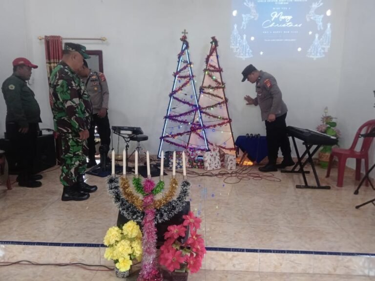 Polsek Lakbok Polres Ciamis Beri Pengamanan Perayaan Natal 2025 di GKKI Lakbok