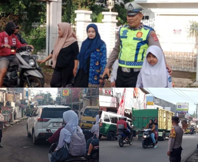 Giat Pengaturan Lalu Lintas Pagi Hari Dan Menyeberangkan Anak Sekolah DiWilkum Polsek Samarang