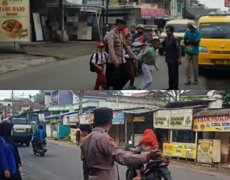 Polsek Samarang Bersama Personil Turun Ke Jalan, Giat Lakuka Pengaturan Lalu Lintas Pagi Hari