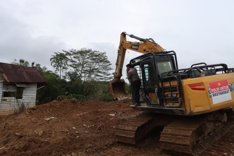 21 Alat Berat Dikerahkan, Wakapolri Percepat Penanganan Bencana di Sumut