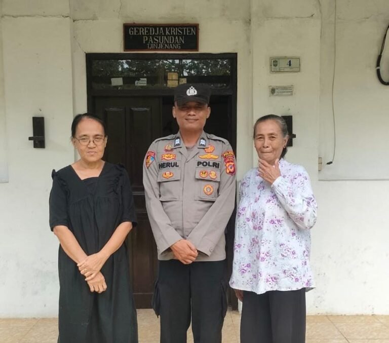 Polsek Cisaga Laksanakan Pengamanan Kebaktian Gereja Kristen Pasundan, Wujud Kehadiran Polri Jaga Keamanan dan Toleransi