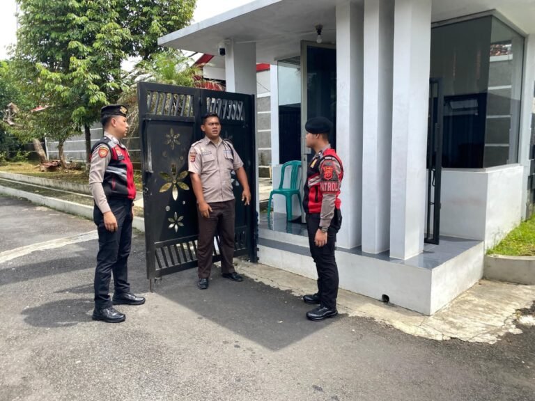 Sat Samapta Polres Ciamis Gelar Patroli Dialogis, Wujud Peran Polri Hadir Cegah Kejahatan dan Berikan Rasa Aman