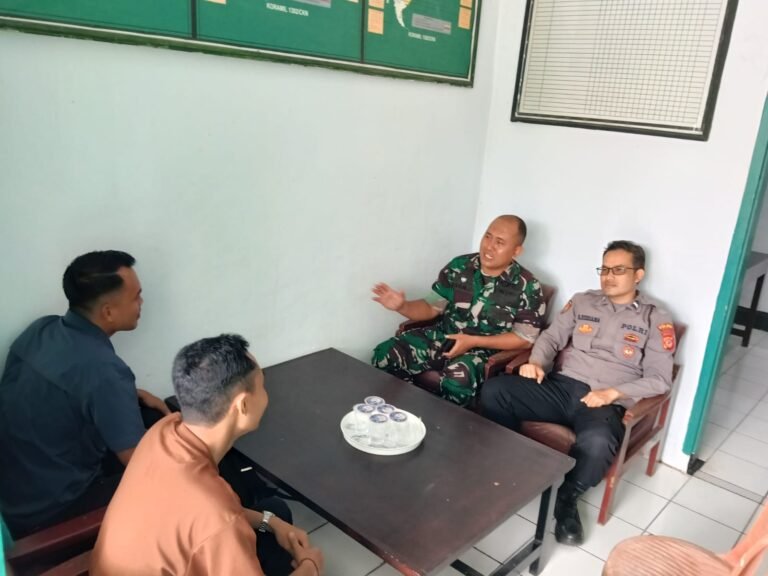 Pemerataan Penerima Manfaat, Polsek Cihaurbeuti dan Muspika Singkronisasi Bareng SPPG