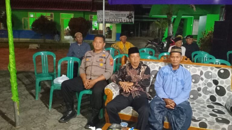 Polsek Lakbok Polres Ciamis Ikuti Kegiatan Peringatan Isra Mi’raj di Desa Sukanagara