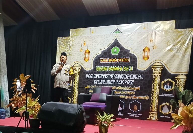 Polsek Ciamis Polres Ciamis Ikuti Kegiatan Peringatan Isra Mi’raj di Kelurahan Linggasari