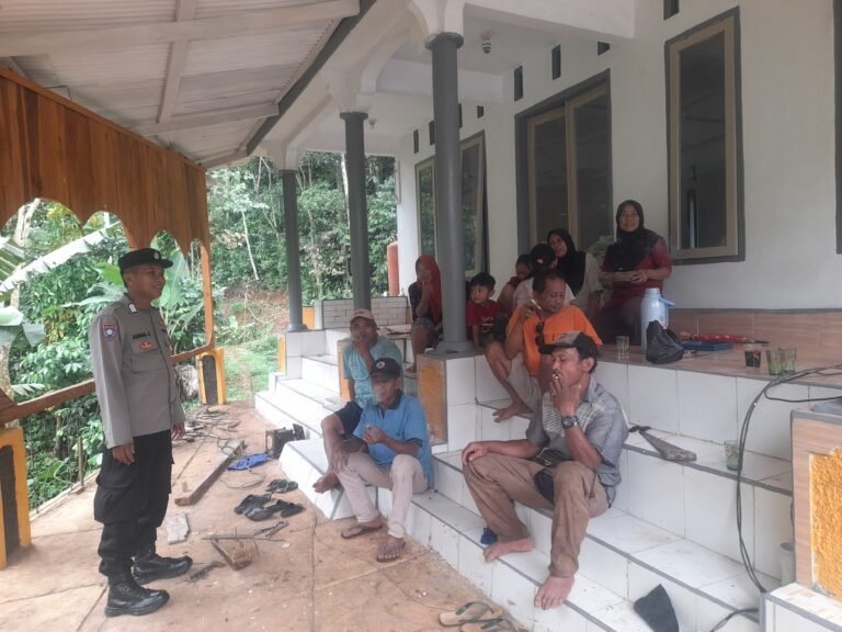 Perkuat Sinergitas, Polsek Rajadesa Polres Ciamis Koorkom Kamtibmas ke Tokoh di Tanjungjaya