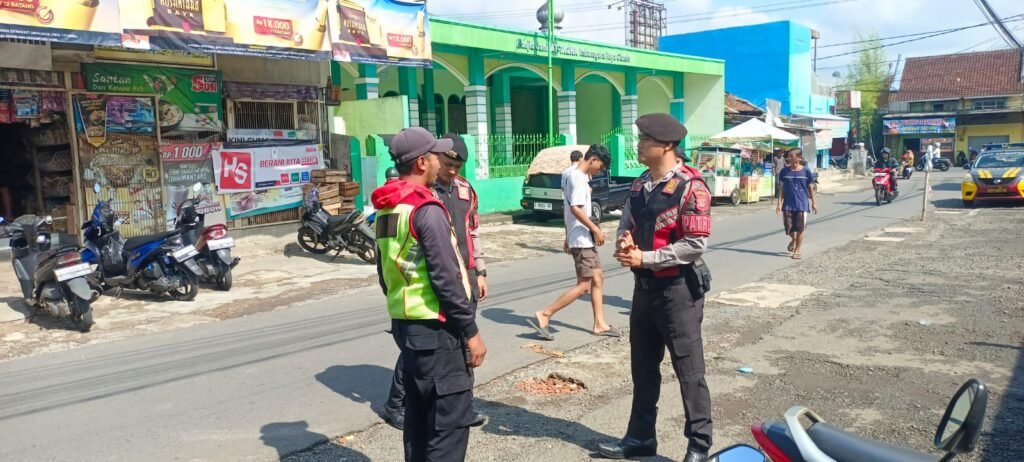 Cipkon Aksi Premanisme di Ruang Publik, Polres Ciamis Patroli ke Kawasan Pasar Imbanagara